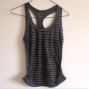 NWOT KENNETH COLE REACTION ATHLETIC TANK